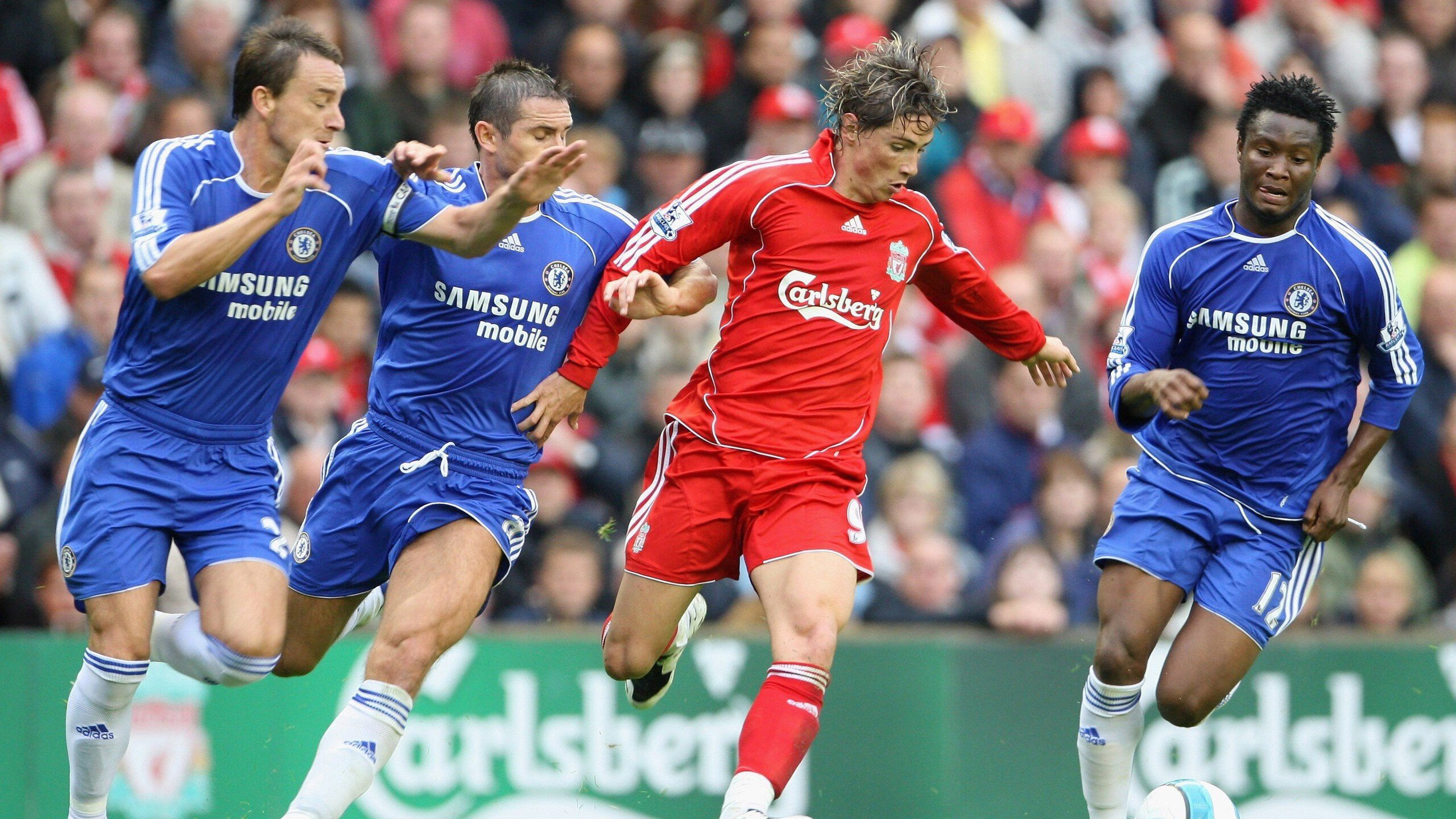 AYX SPORTS-中超顶级球星伤愈归队，球队实力增强，中超受伤