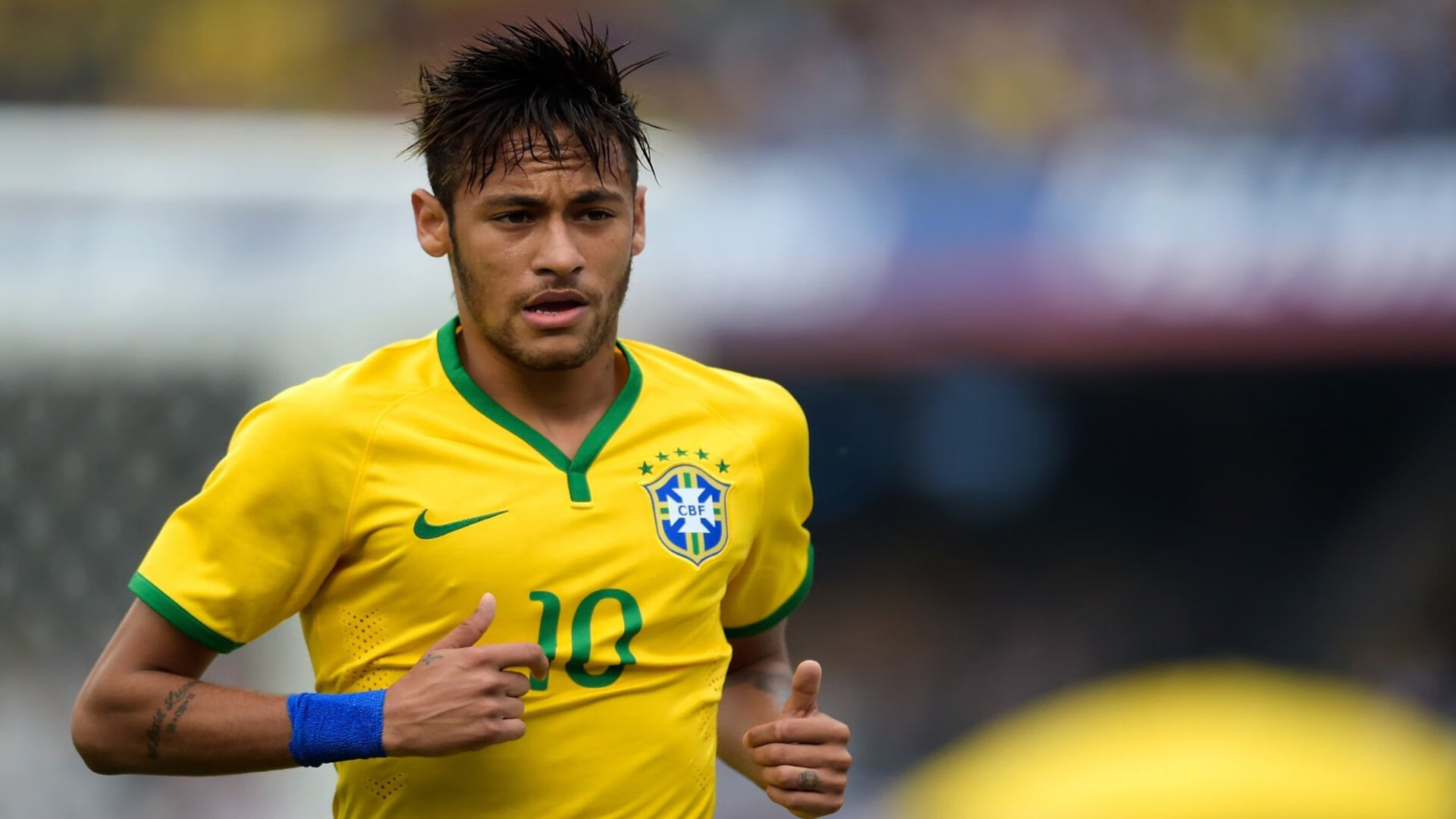 -曼城控球体系全面压制中下游球队，曼城的打法